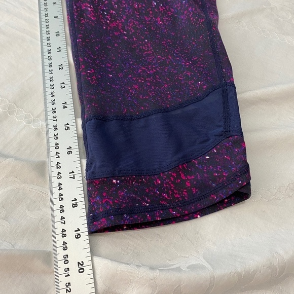 Tuff Athletics Women's Purple / Pink Splatter Pattern Yoga Capri Legging Pants M - Picture 11 of 12